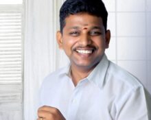 Dr. A. Angappan @ Arun Ji receiving the Netaji Subhas Chandra Bose Award for youth leadership, legal awareness, and social service in India